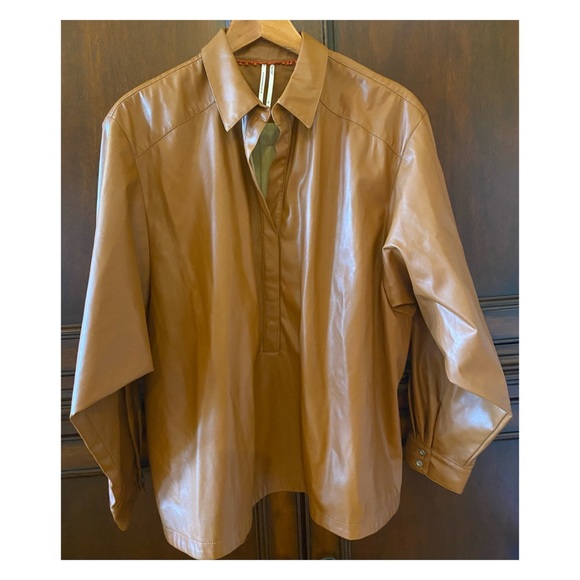 NWOT Anthropologie Faux Leather Shirt in Cedar Size 1X - Picture 5 of 8